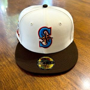 Seattle Mariners 59Fifty size:7 1/8 fitted hat🔥🔥🔥🔥